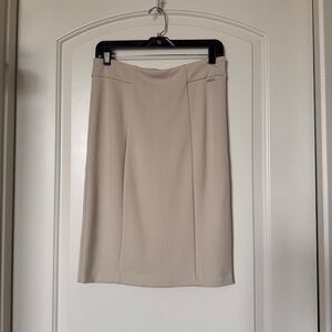 TAHARI Cream Pencil Skirt